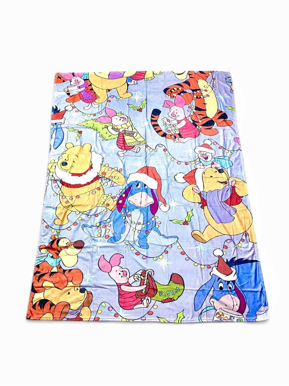 LARGE Pooh Holiday 🎄Plush Throw Blanket